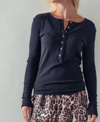 Urban Daizy - Ribbed Henley Long Sleeve Top