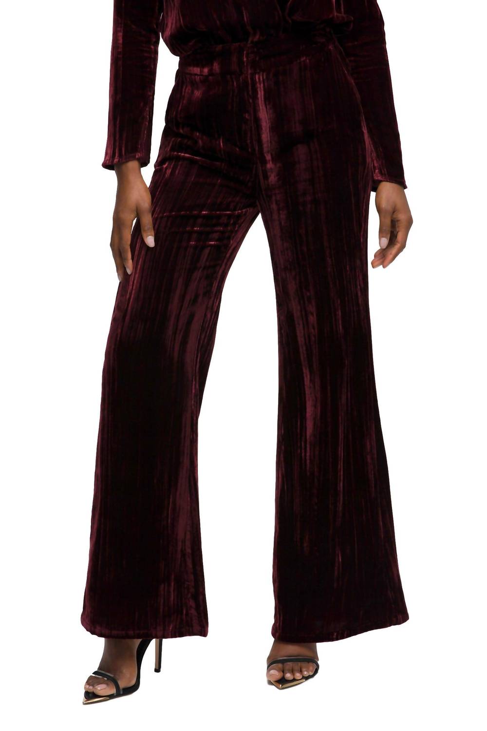GOOD AMERICAN Women's Flare Velvet Pant in port - women's pants