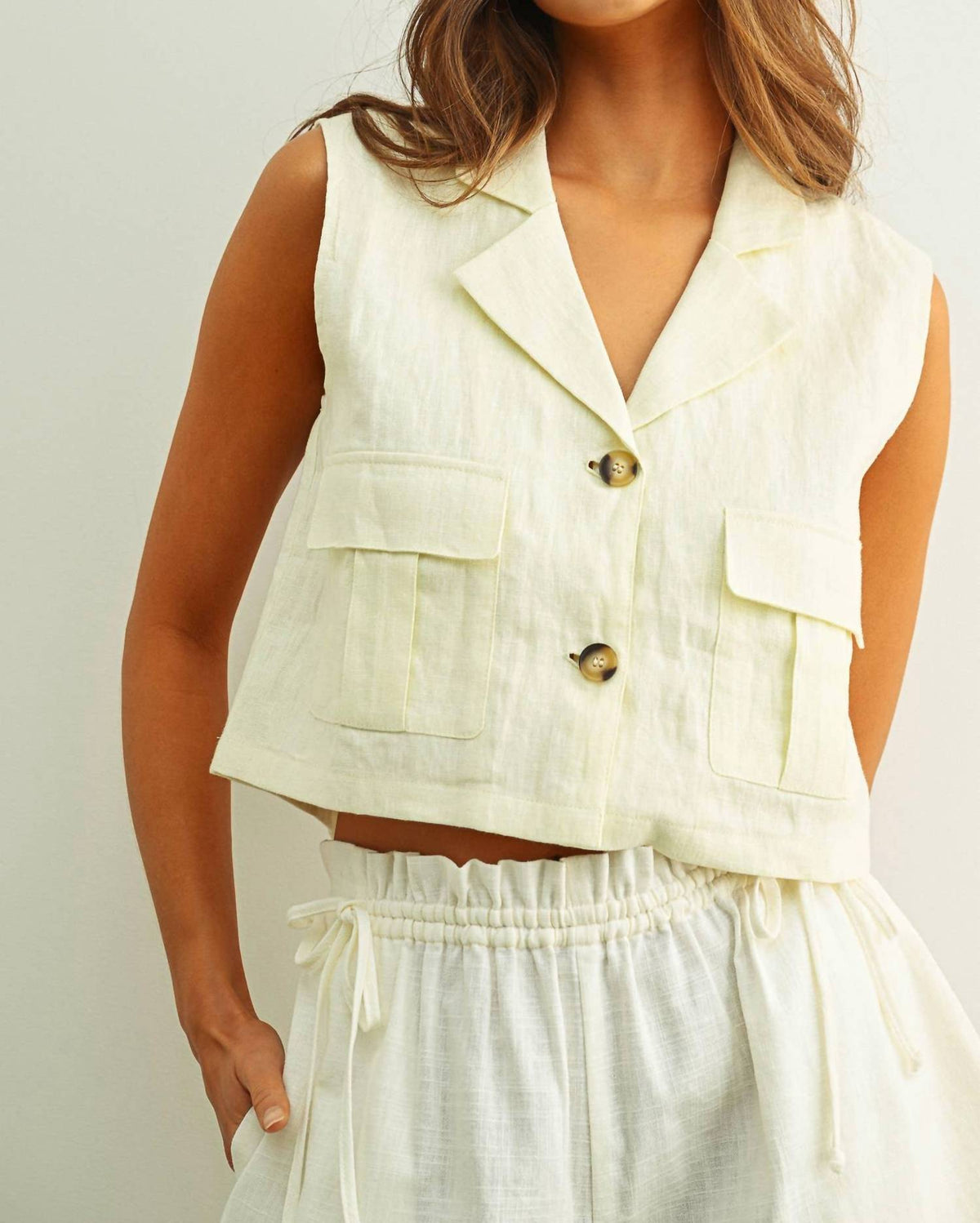 Miou Muse - Women's Linen Cargo Vest