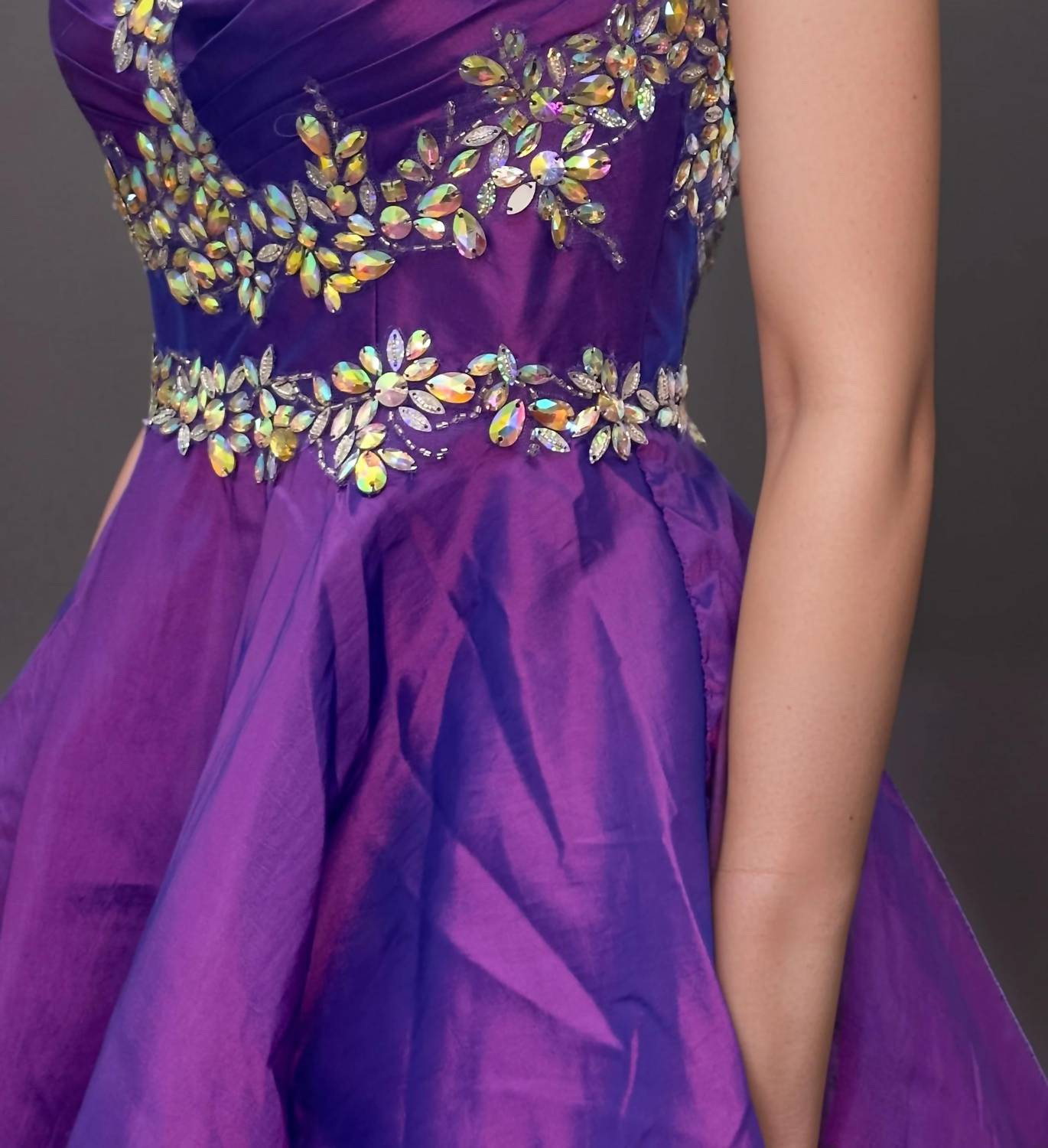Last Dress - Floral Appliqué Mesh Bodice Prom Dress