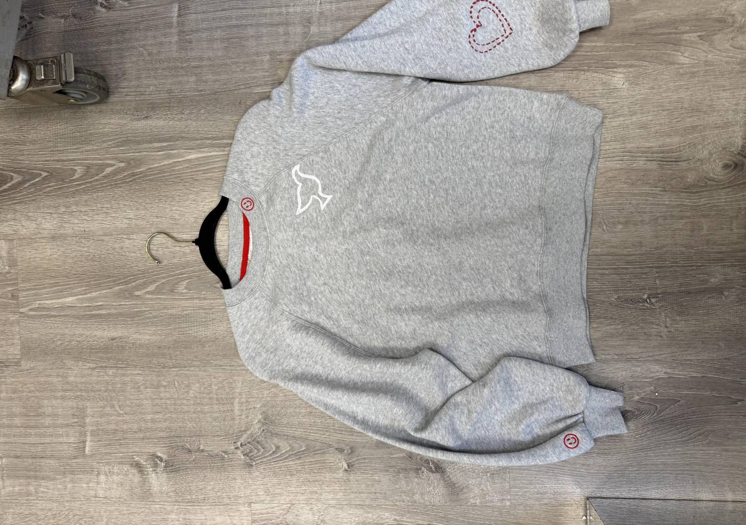 Just Madison - Women's Love peace dove sweatshirt