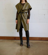 Simply Mila - Uneven Sleeveless Coat