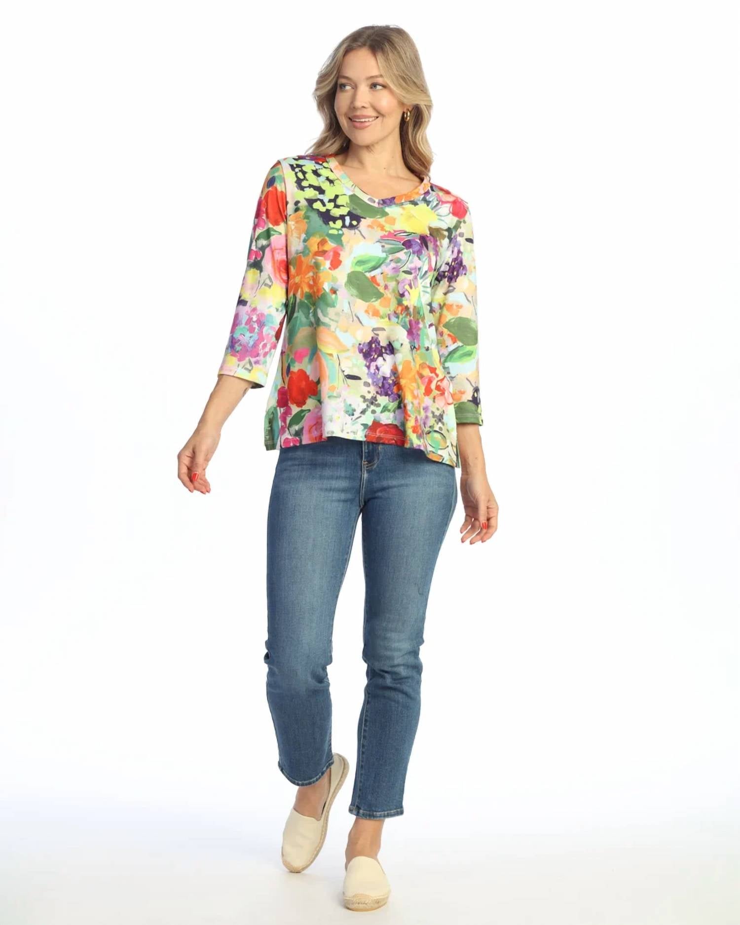 Jess & Jane - Soft Touch V-neck Top