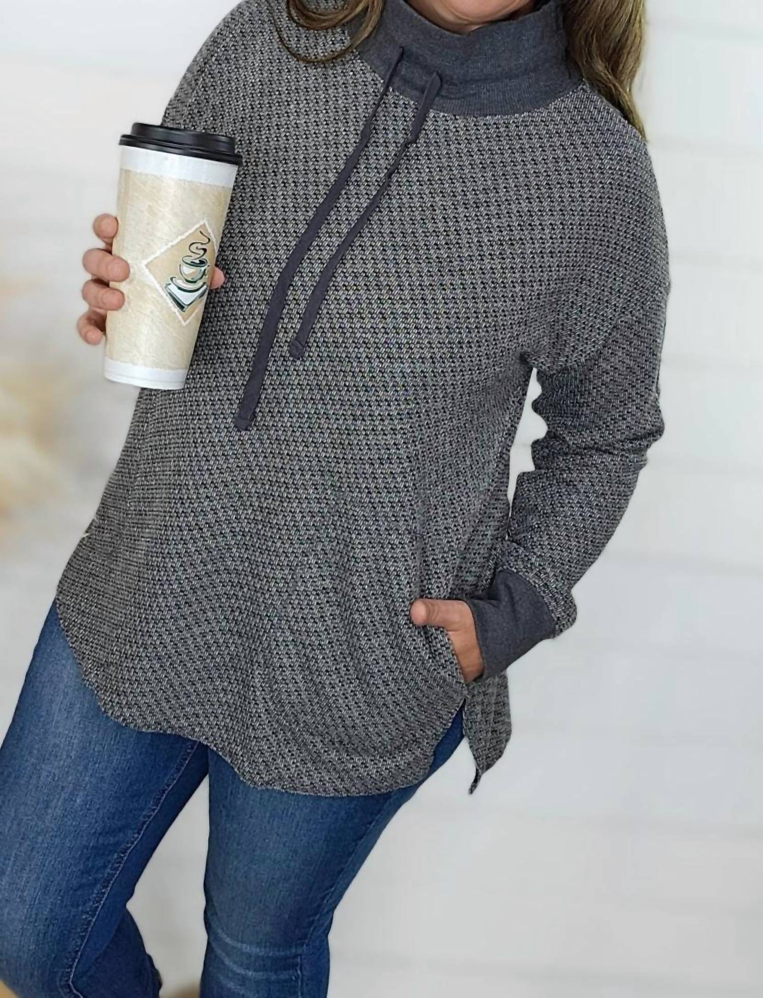 Doe And Rae - Two Tone Funnel Neck Pullover Top