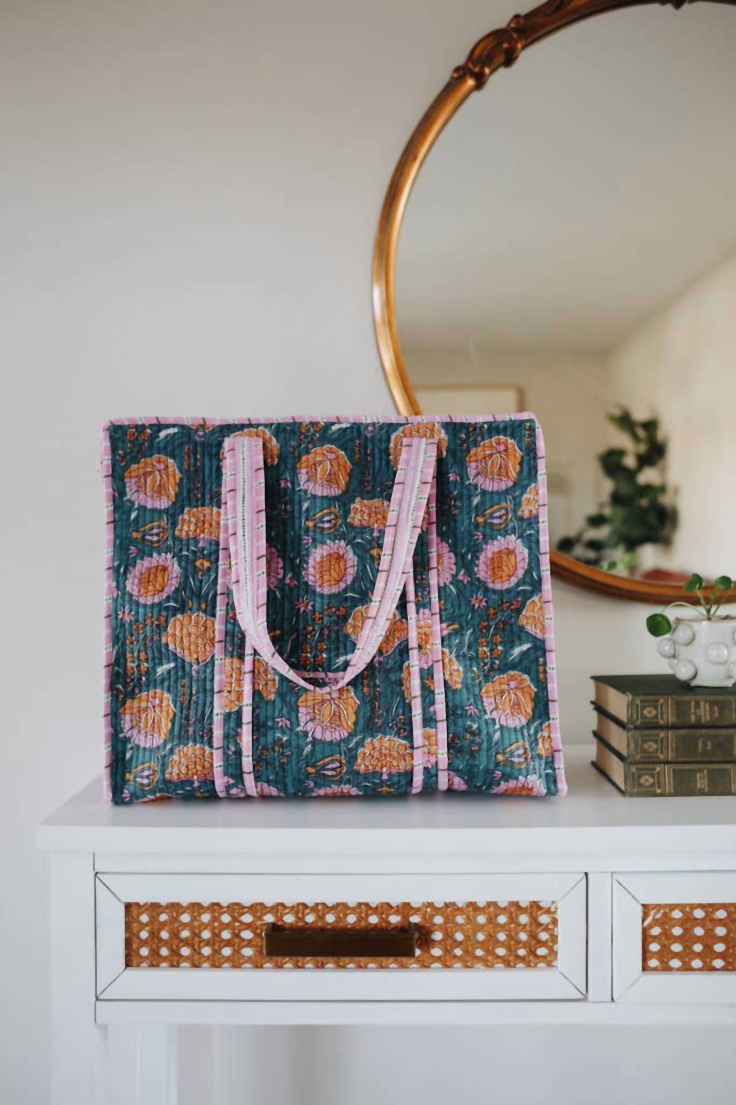 Crowned Free - Women's Flower Garden Quilted Market Bag