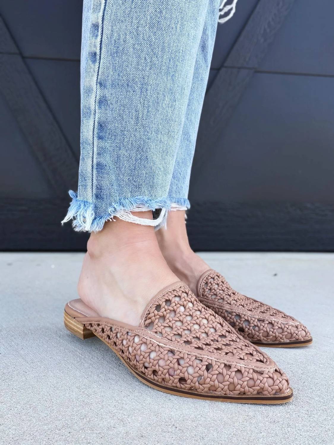 Mimi Wholesale - Women's Jalissa Leather Woven Mules