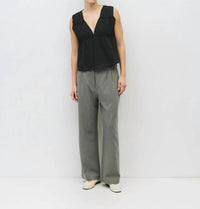 Mod Ref - Gathered Neck Sleeveless Top