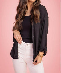 Z Supply DAWSON PUCKER KNIT SHIRT in black - women's shirt