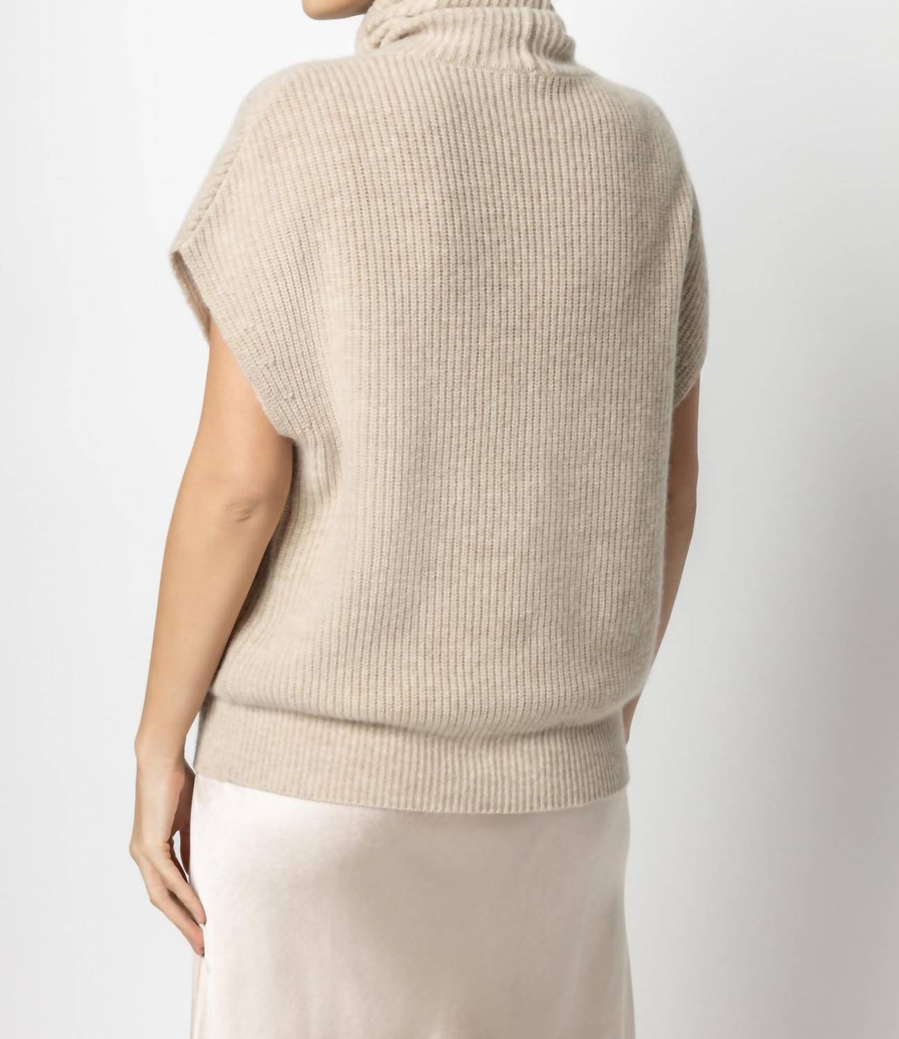 Lilla P - Cashmere Blend Ribbed Turtleneck Sweater