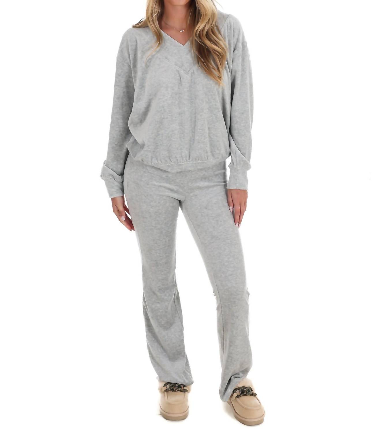 Le Lis - Lounge All Day Two Piece Set