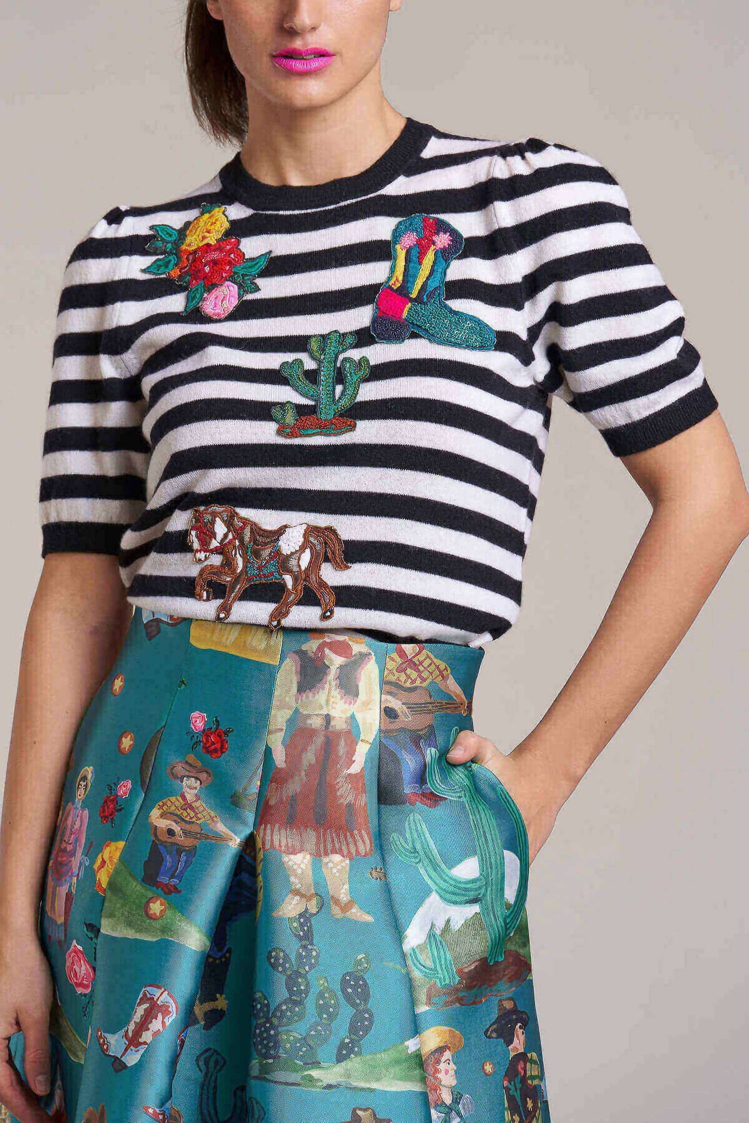 Maison Common - Short Sleeve Stripe Pullover With Embroidery