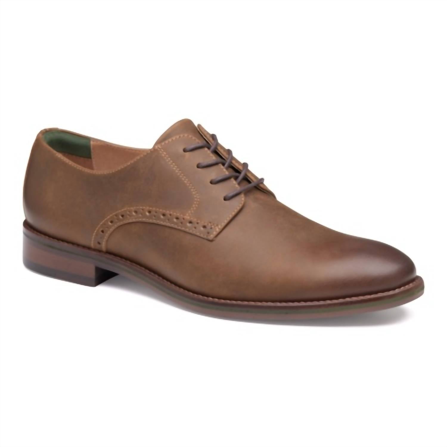 JOHNSTON & MURPHY Men's Conard 2.0 Plain Toe Oxford Shoes in tan oiled leather - men's loafer - detail view