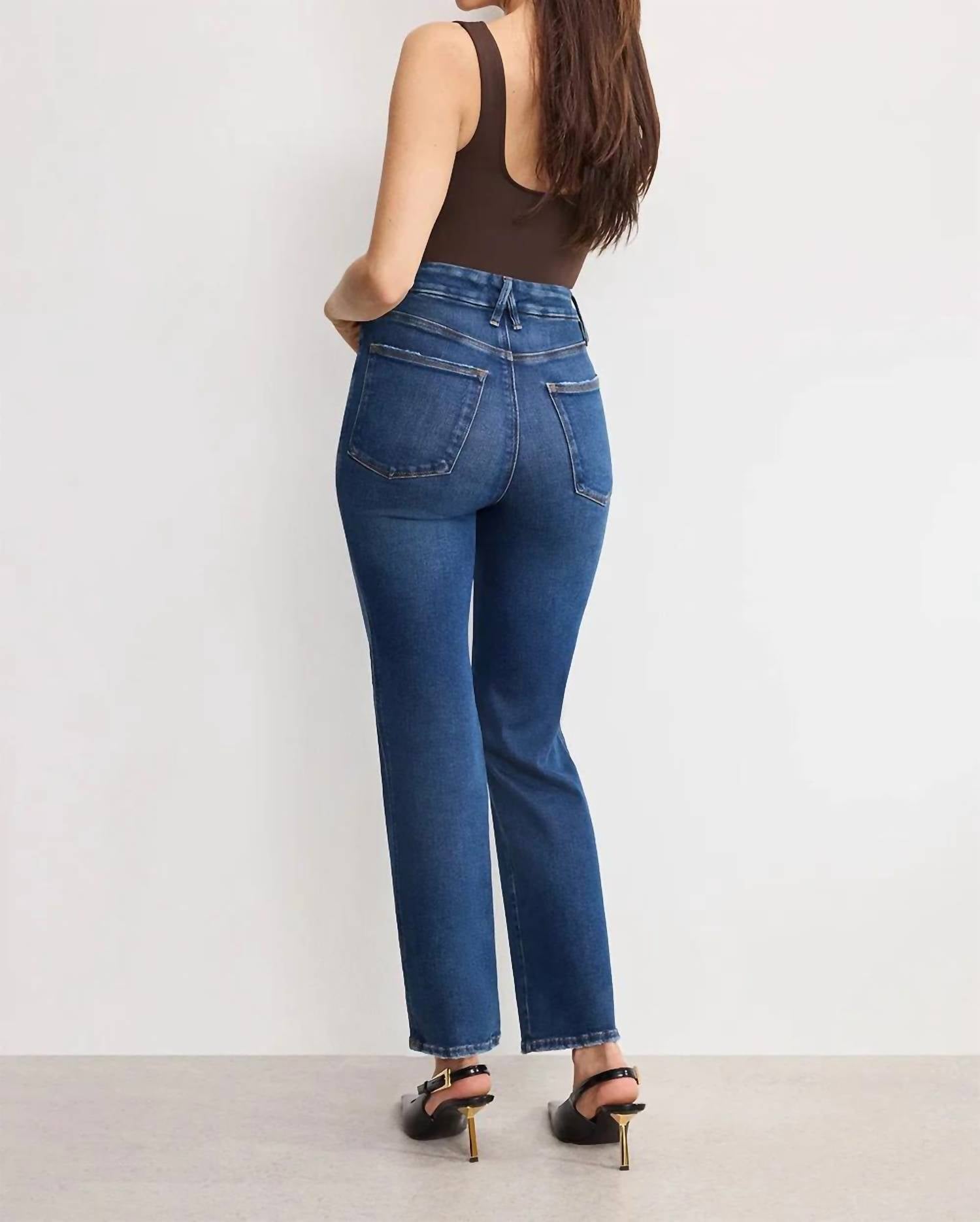 Good American - Soft Tech Curve Straight Jeans