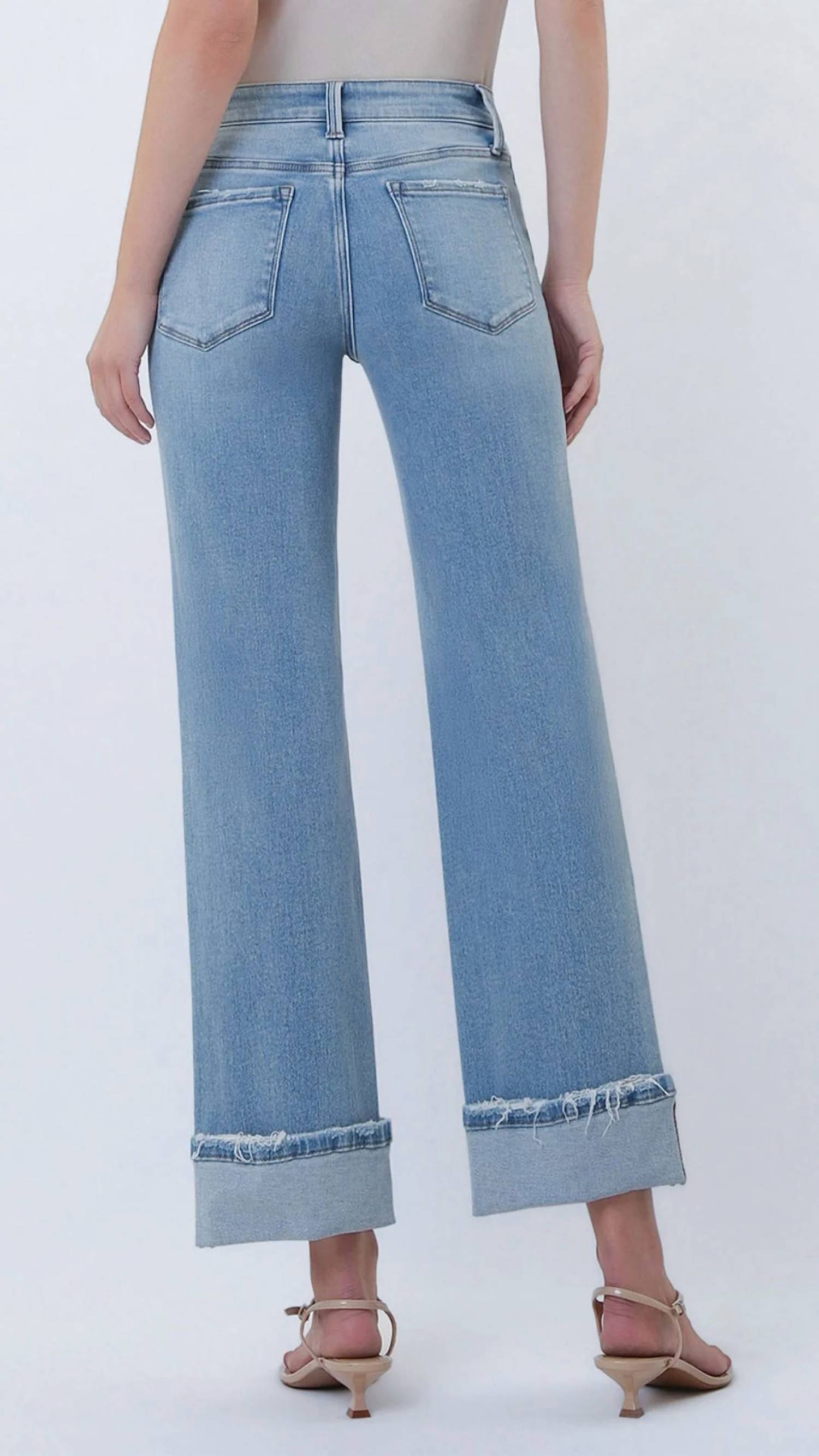 Lovervet - Women's Mid Rise Medium Light Cuffed Slim Wide Leg Jeans