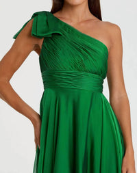 Mac Duggal - One Shoulder Sleeveless Gown
