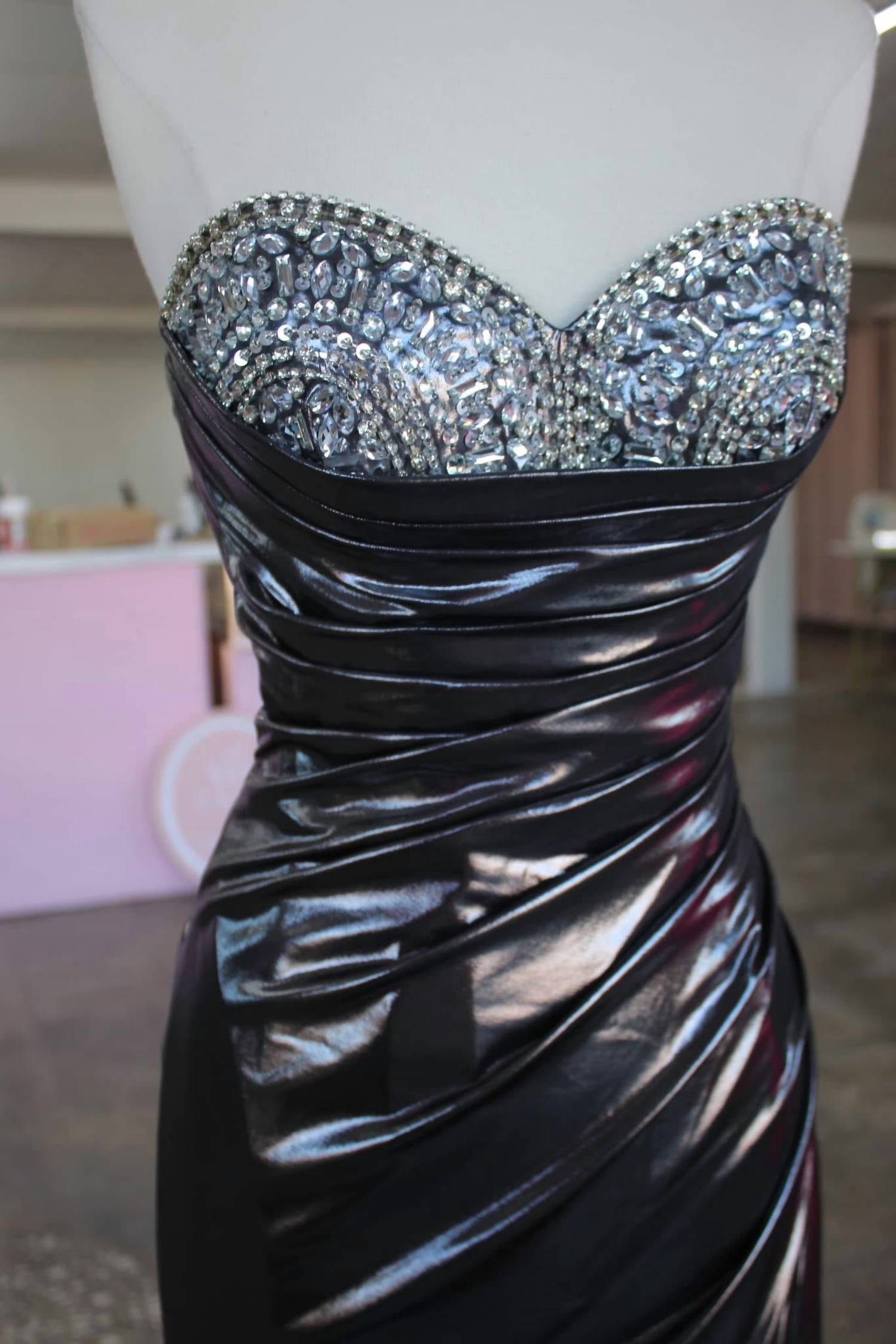 Juliet - Women's Glamourous Metallic Dress