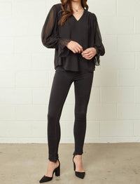 Entro - Textured V-neck Top