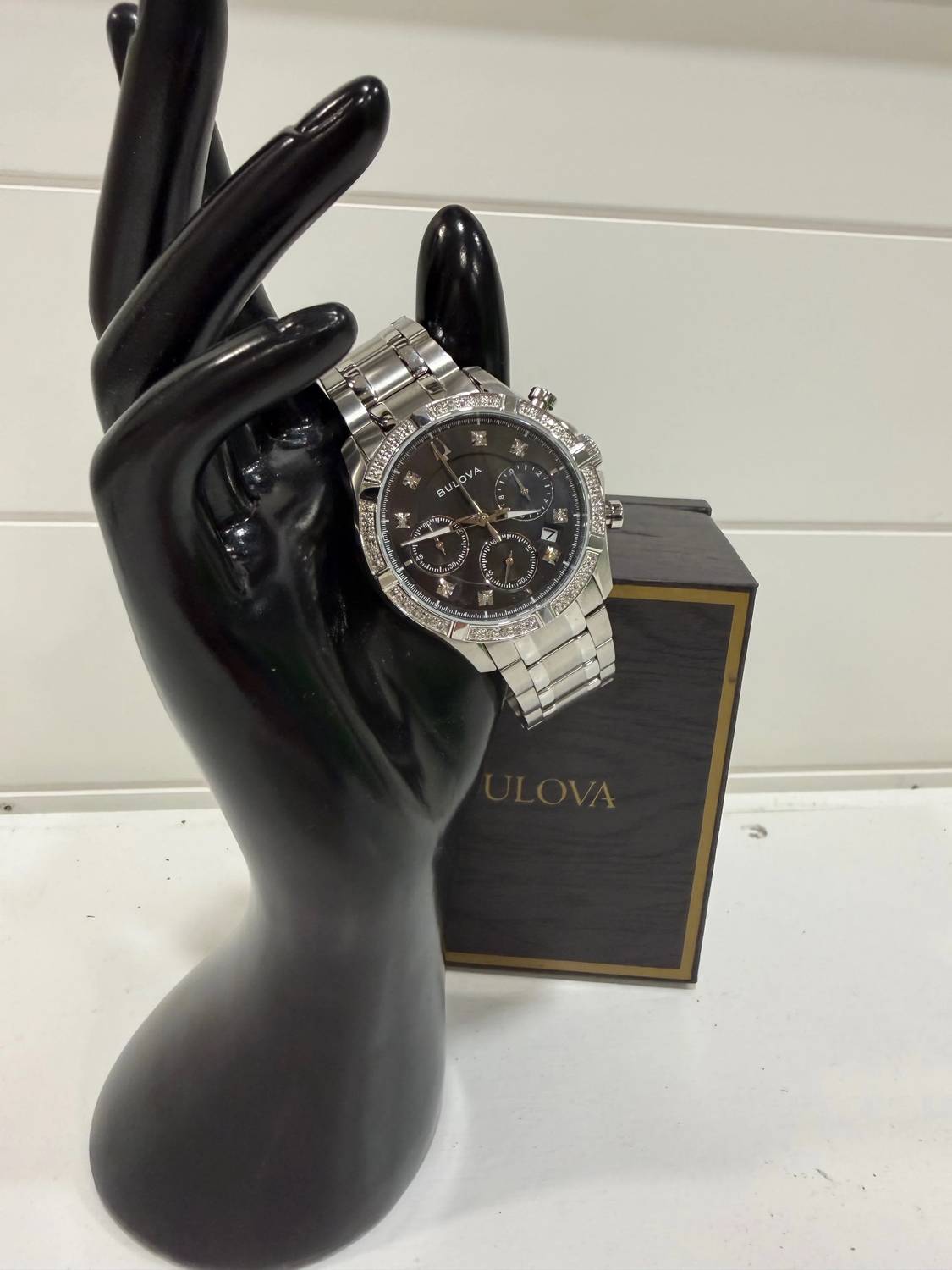 Bulova - Men's Chronograph Classic Diamond Watch - 44mm