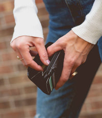 Bedstu - Women's Carrie Leather Wallet
