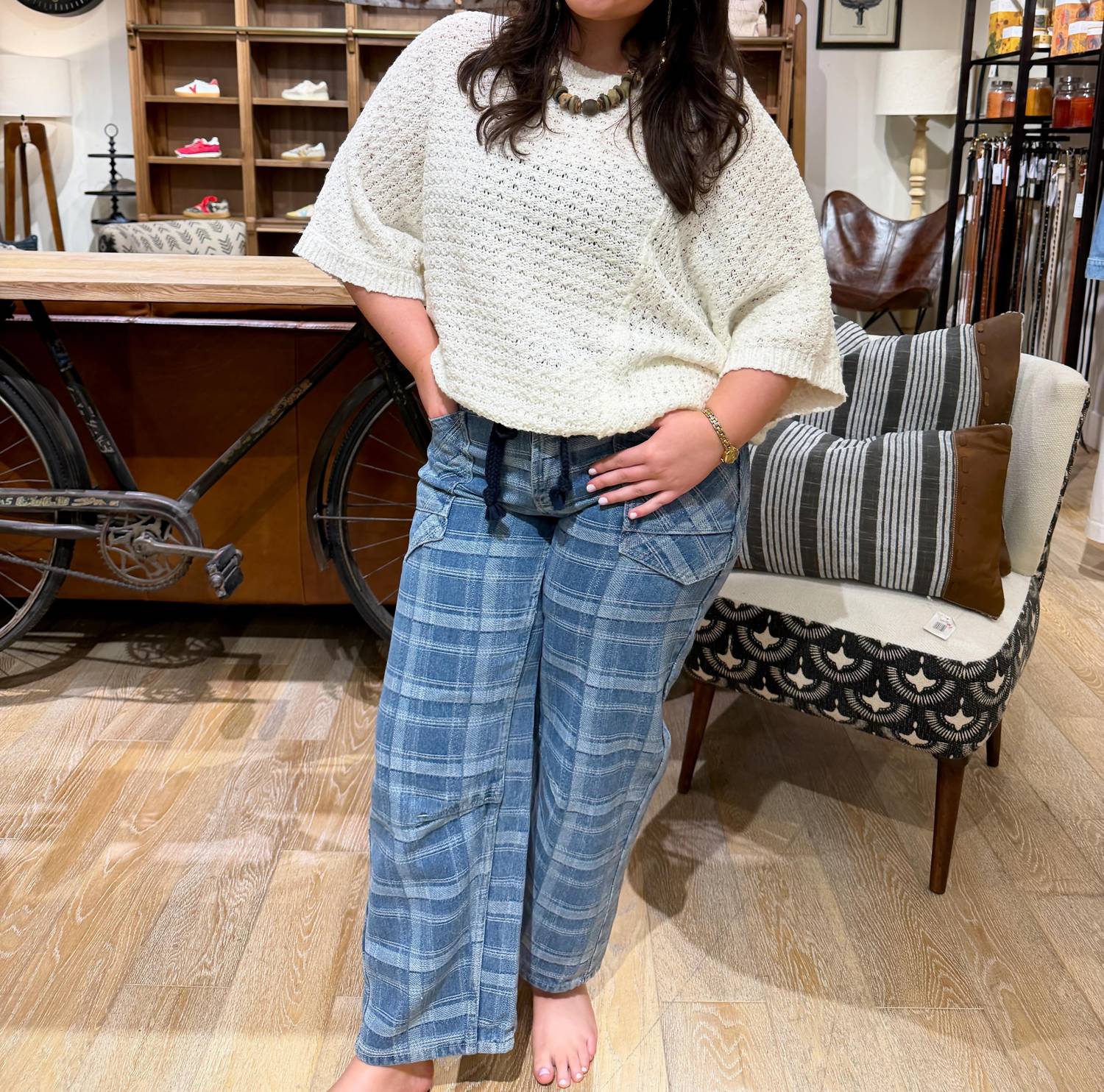 Aaron & Amber - Semi Barrel Jeans With Tie Belt - Plus