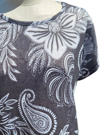 Renuar - Women's Short Sleeve Floral Tee