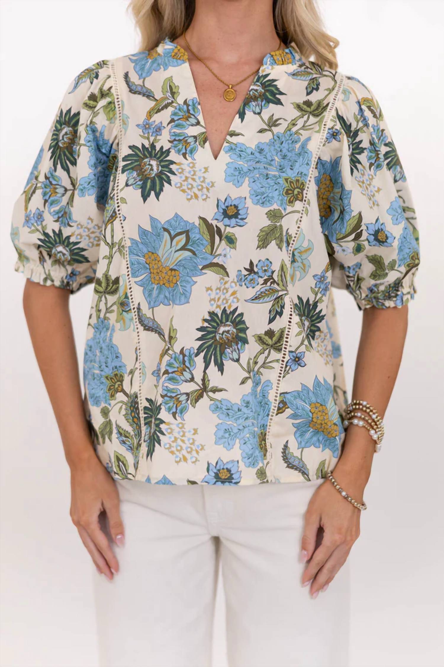 Thml - Short Sleeve Floral Print V-Neck Top