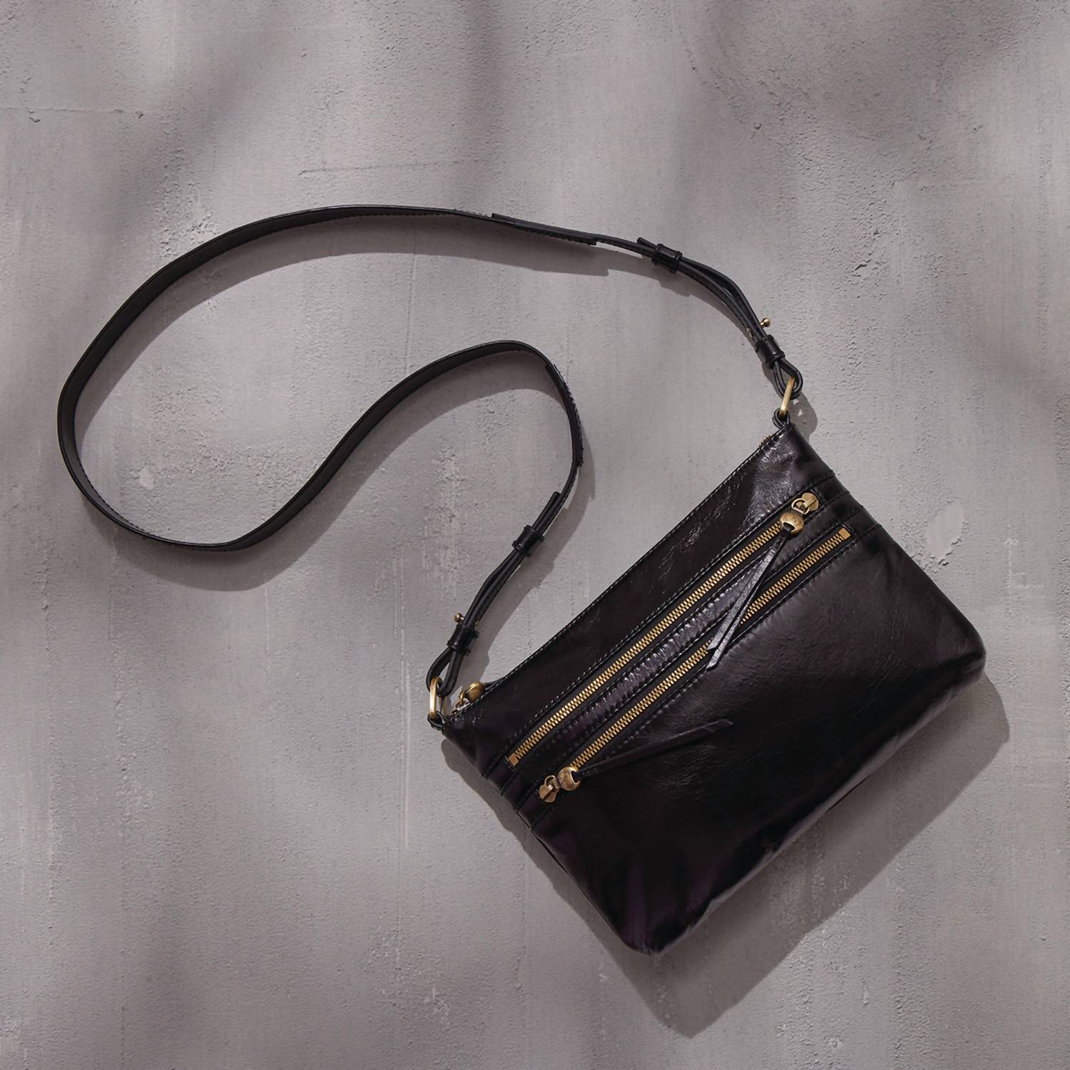 Hobo - Billie Crossbody Bag