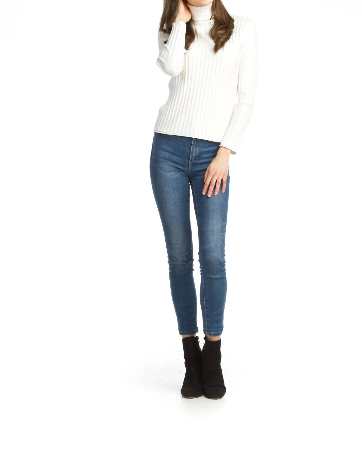 Papillon - Ribbed Turtle Neck Top