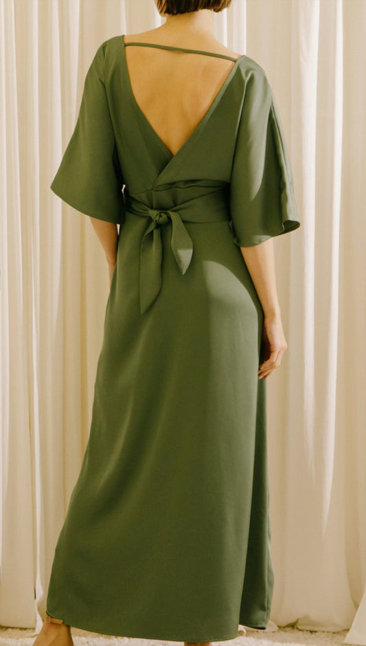 Storia - Deep V Asymmetric Kimono Maxi Dress