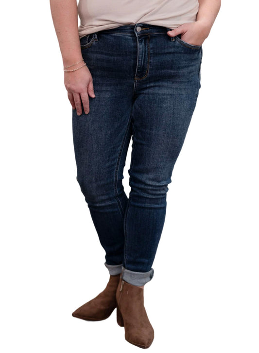 Judy Blue - Mid Rise Vintage Raw Hem Skinny Jean