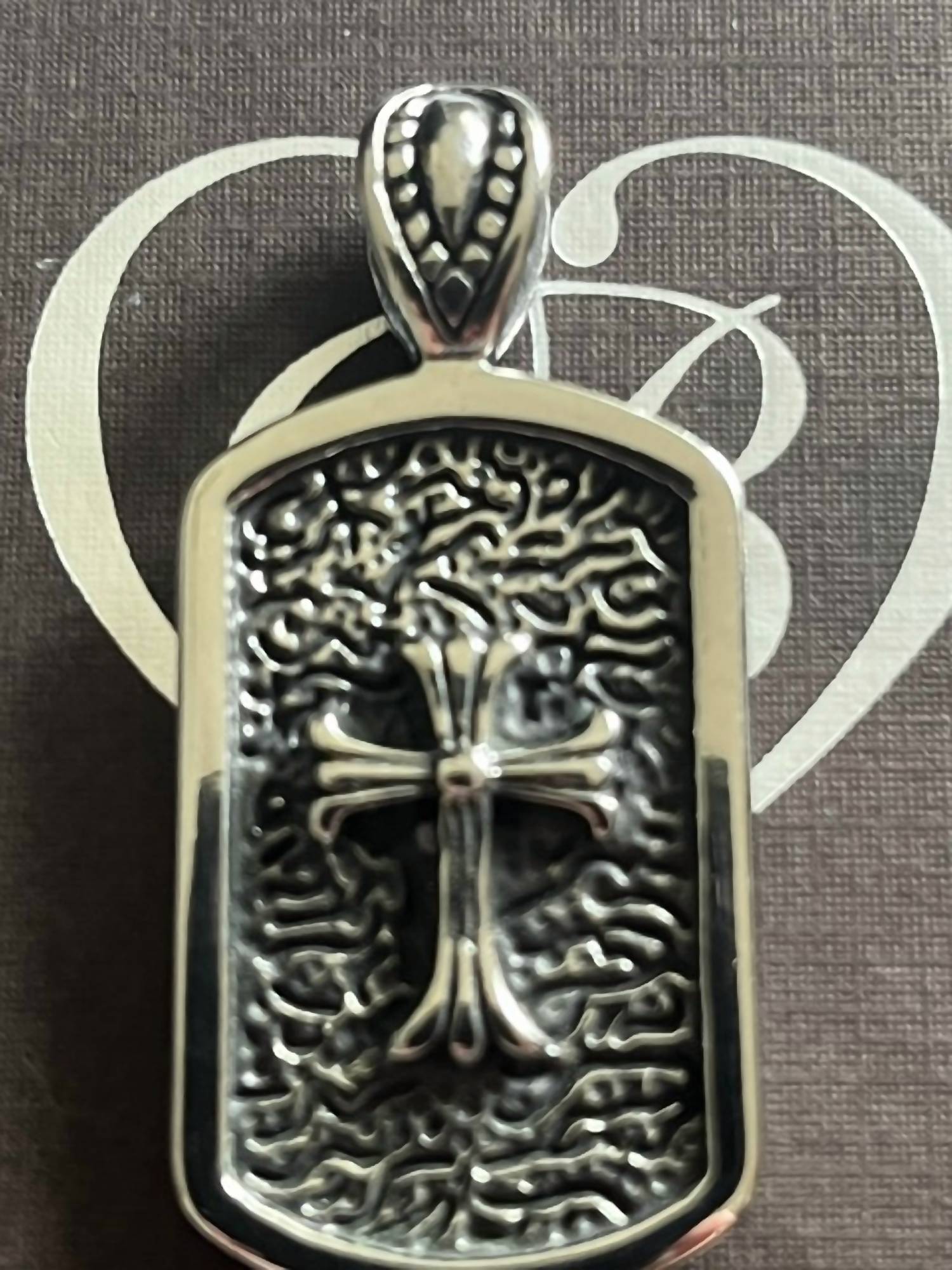FAIRE SKULL STAINLESS STEEL UNISEX PENDANT in silver - women's item