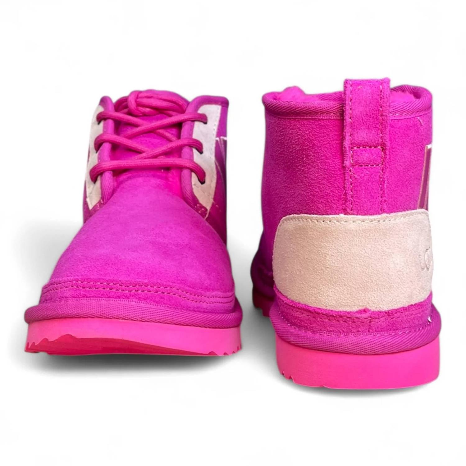 Ugg - Kid's Neumel Graphic Outline Boot