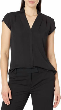 Nic + Zoe - Go To Vee Neck Top