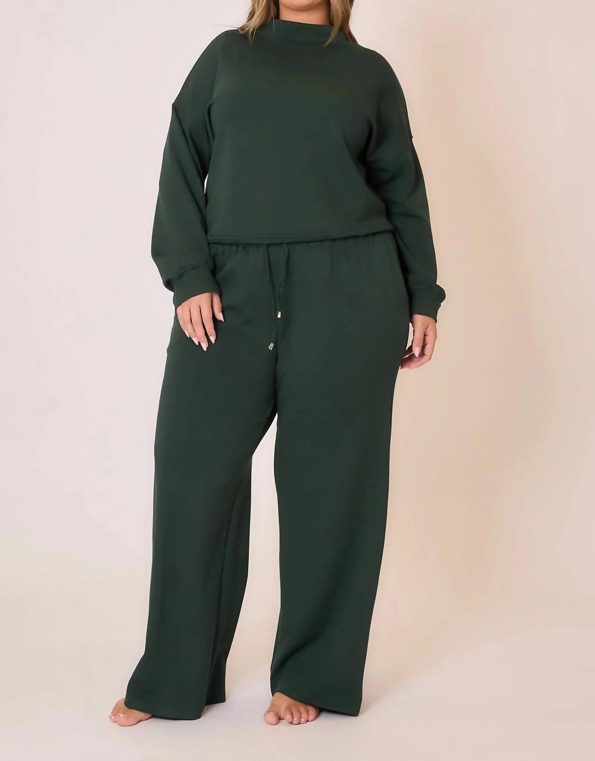 Cozy Co. - Elena Sweatshirt Curvy