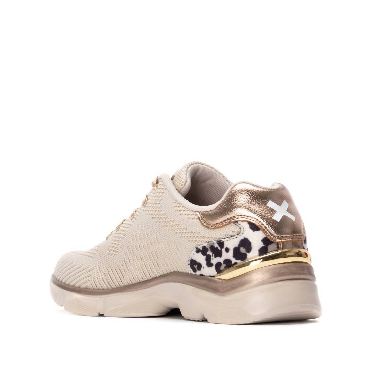Xti - Women's 144361 Round Toe Sneakers