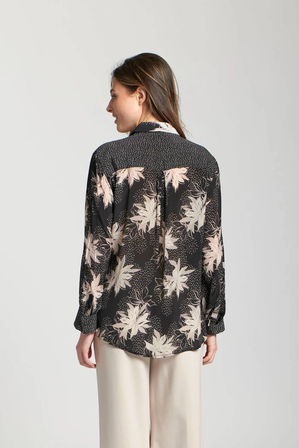 Apny - Button-up Blouse With Roll Sleeve