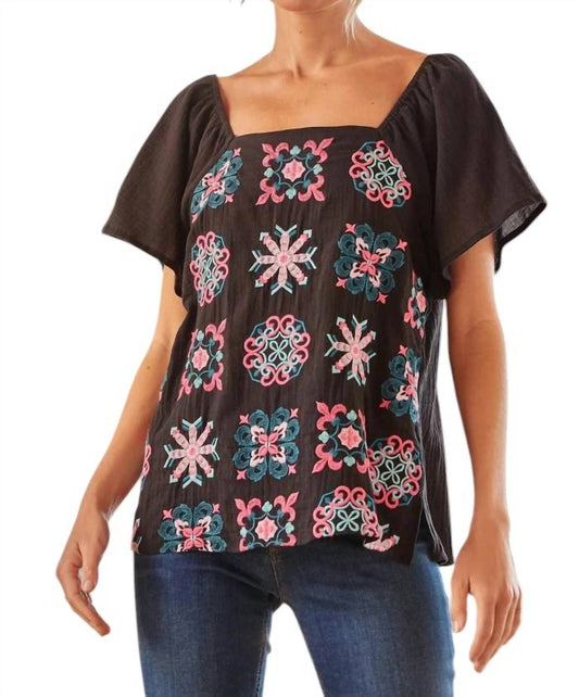 Andree By Unit - Embroidered Tile Design Top