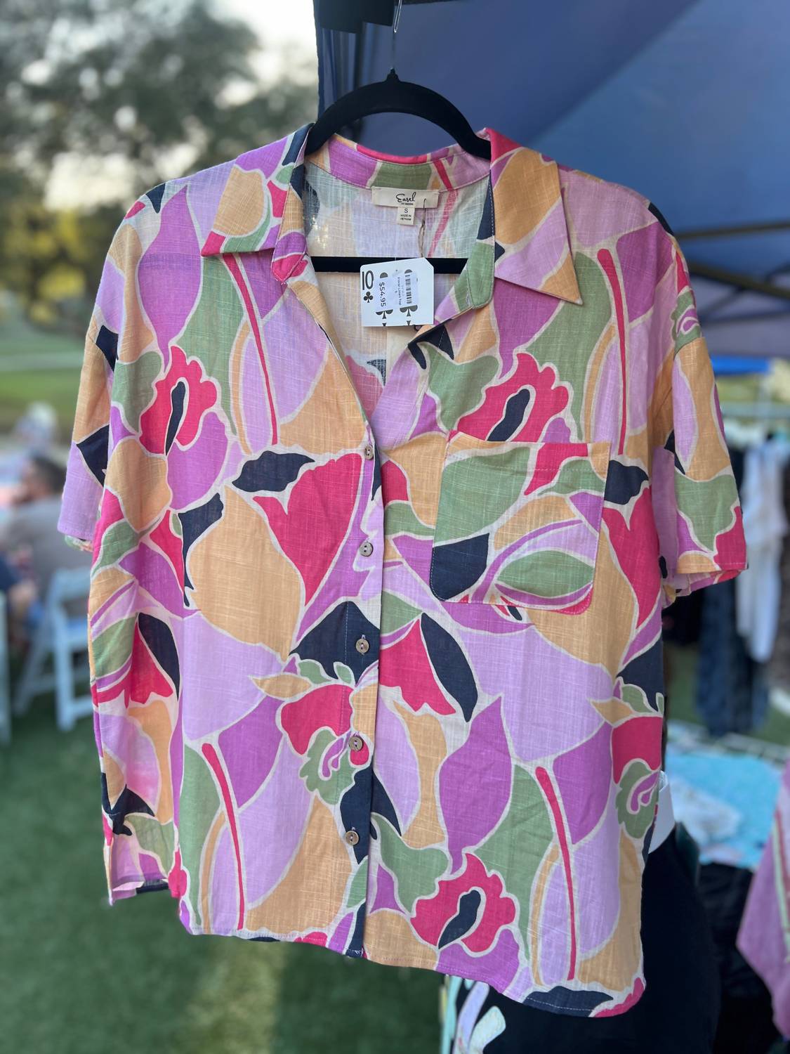 Easel - Floral Linen Top