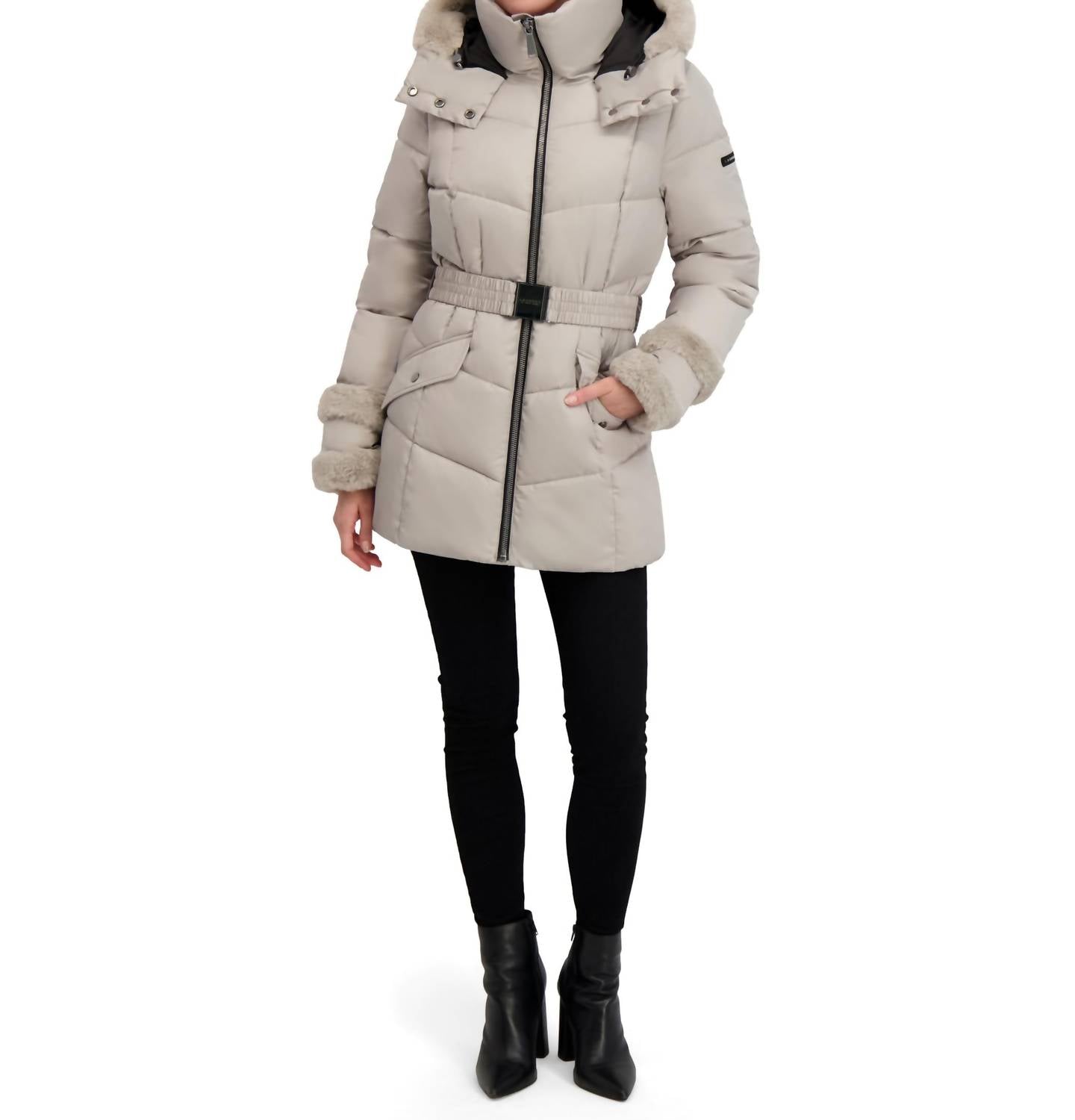 Laundry By Shelli Segal - Stretch Quilted Puffer Coat With Faux Fur Trim Jacket