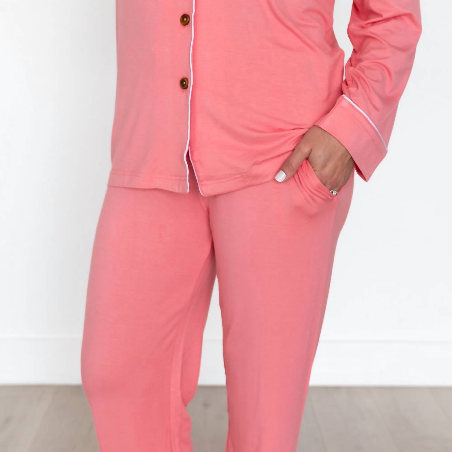 Laree + Co. - Lillian's Garden Swans Bamboo Luxe Lounge Set