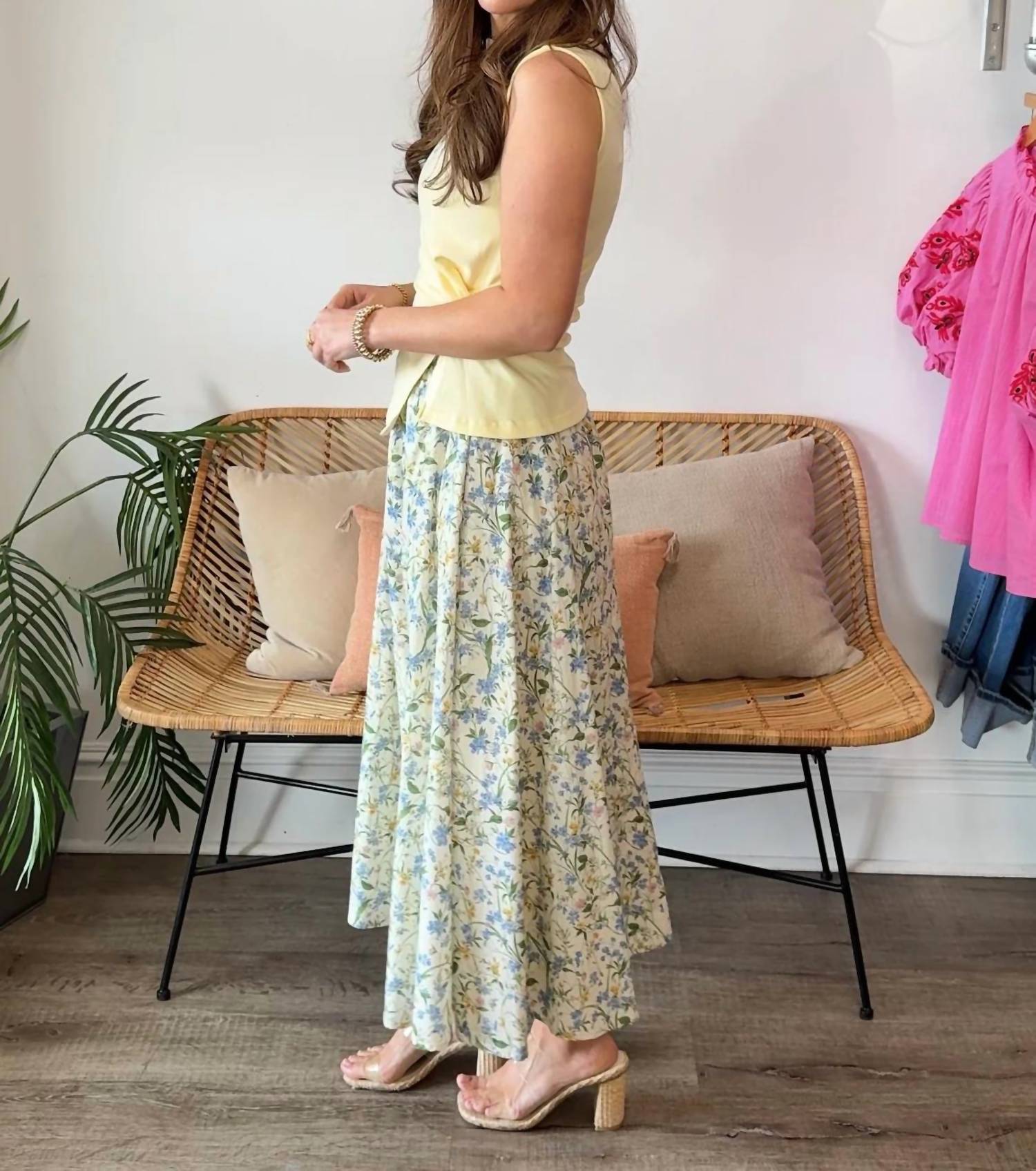 Astr - Kiera Floral Midi Skirt