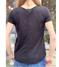 Mododoc - raw edge split v tee