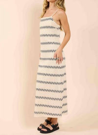 Sadie & Sage - Way Out Zig Zag Weave Maxi Dress