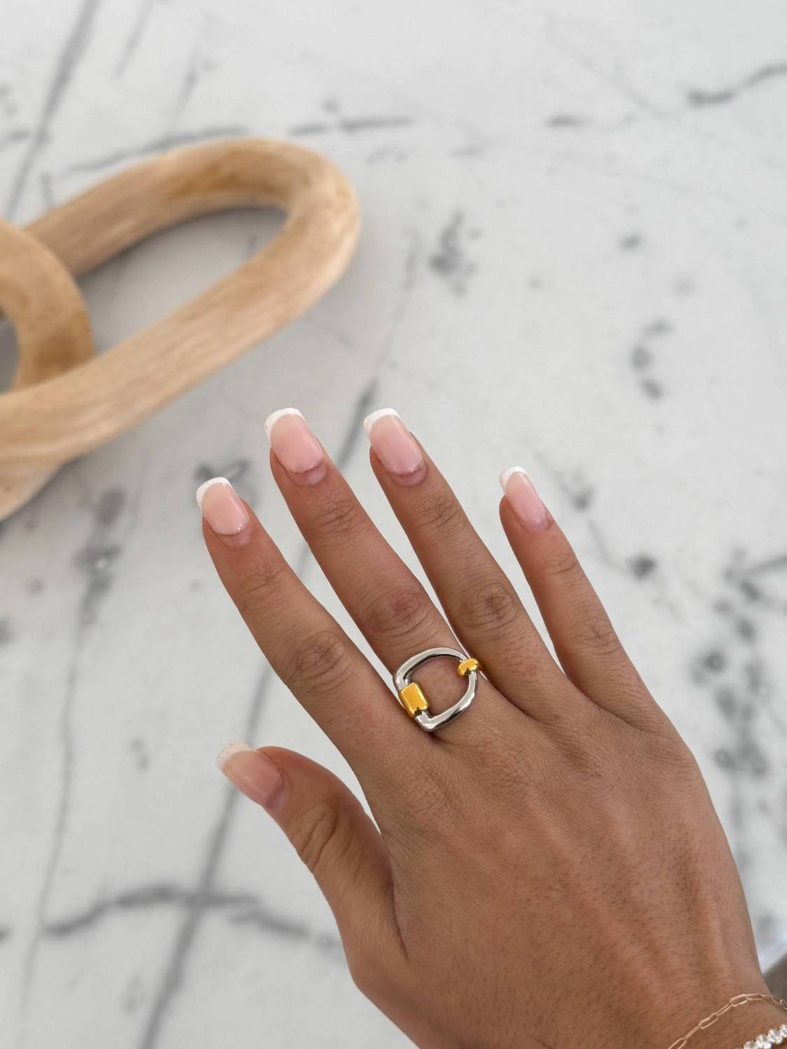 Chansuttpearls - Women's The Claire Band Ring