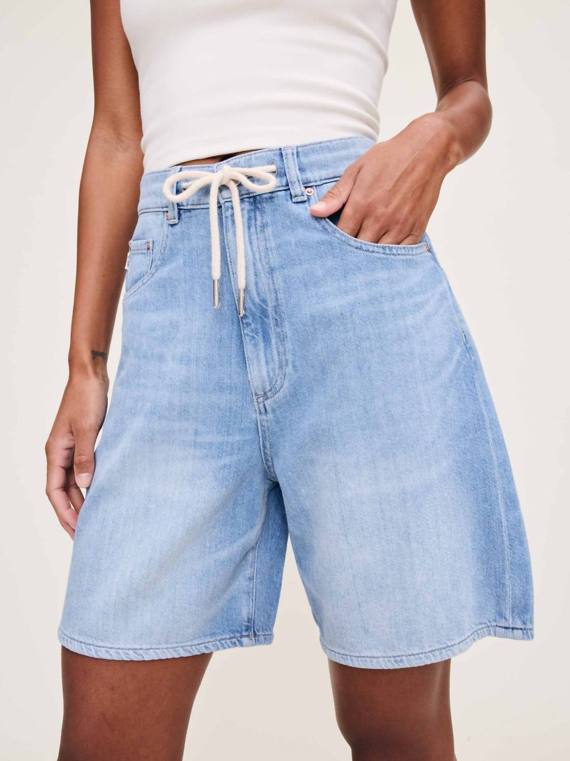 Dl1961 - Women'S - Taylor Drawstring High Rise 7" Short