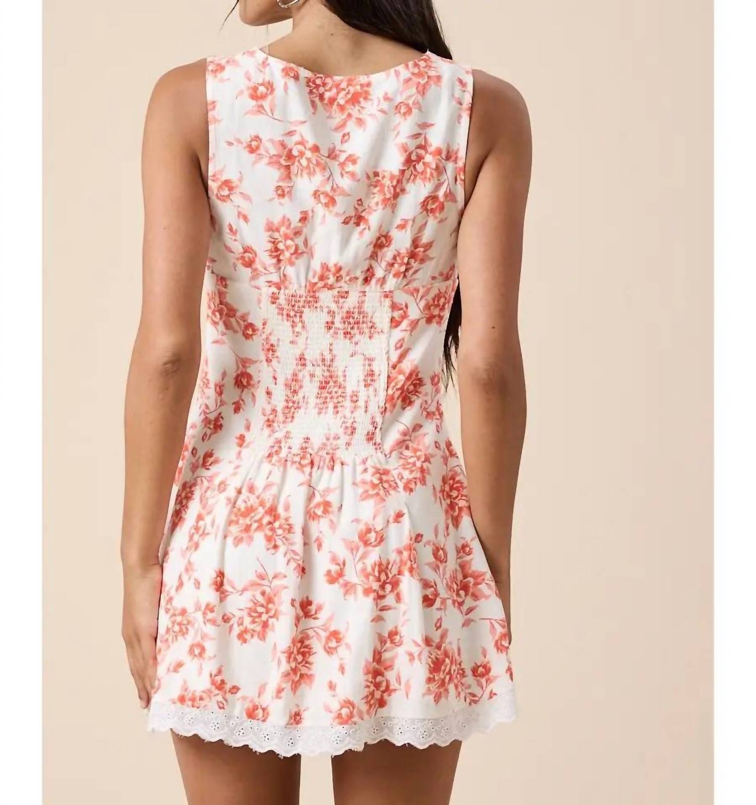 Sky To Moon - Floral V-Neck Scallop Lace Mini Dress