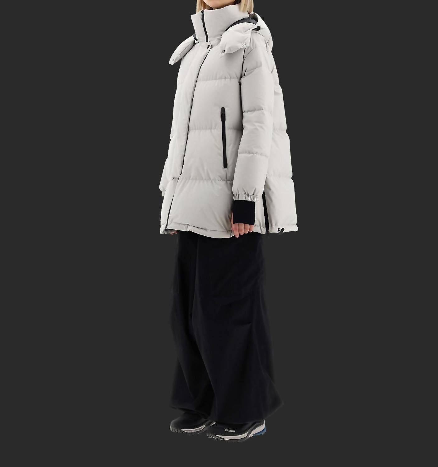Laminar oversized coat