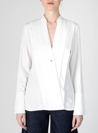 Derek Lam 10 Crosby Tiffany Pleat Front Shirt Top in blanc - women's blouse - detail view