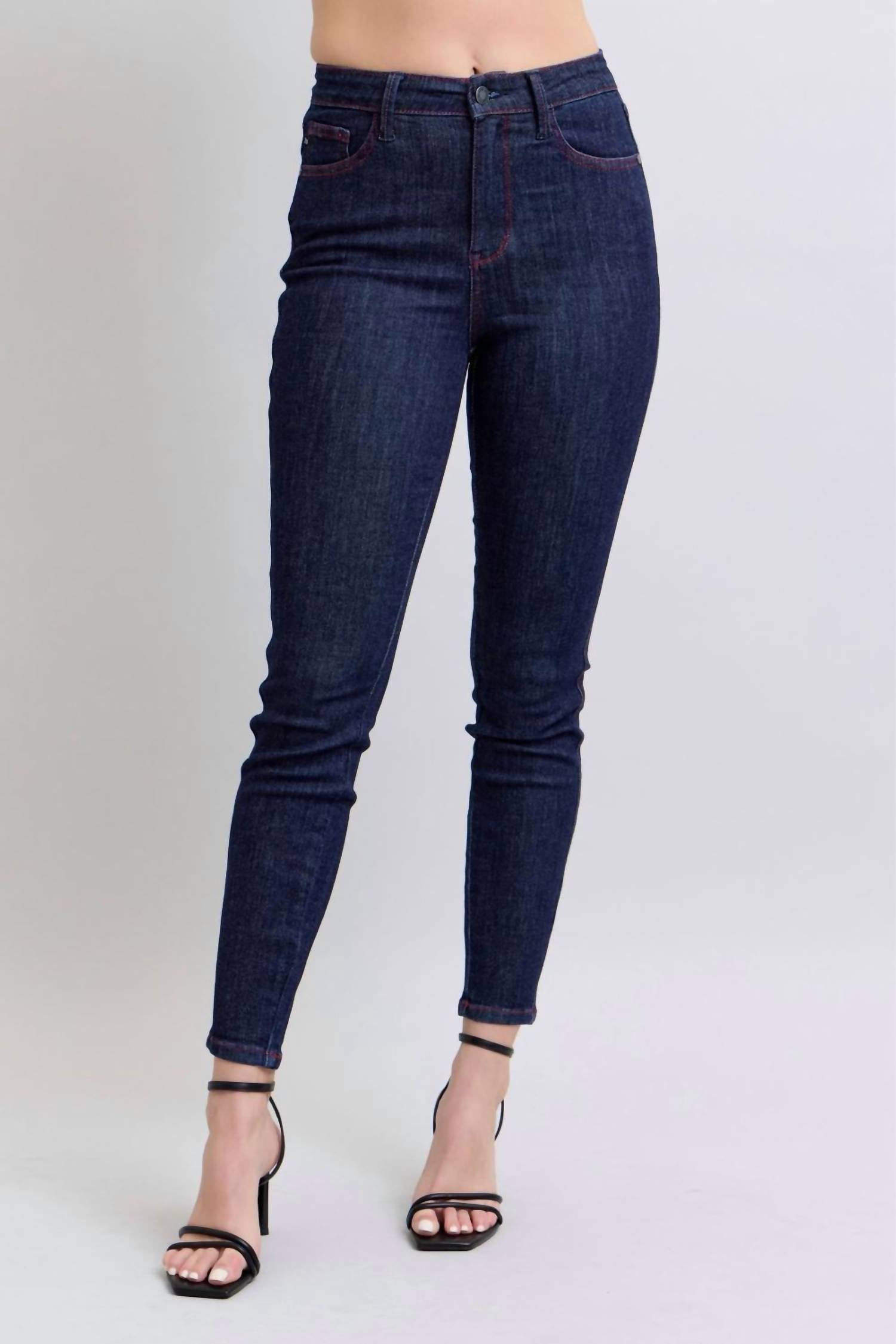 Judy Blue - High Waist Heart Shaped Pocket Skinny Jean
