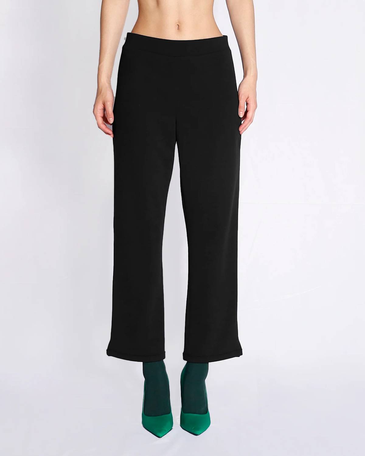 Marie Saint Pierre - Elchana Pant
